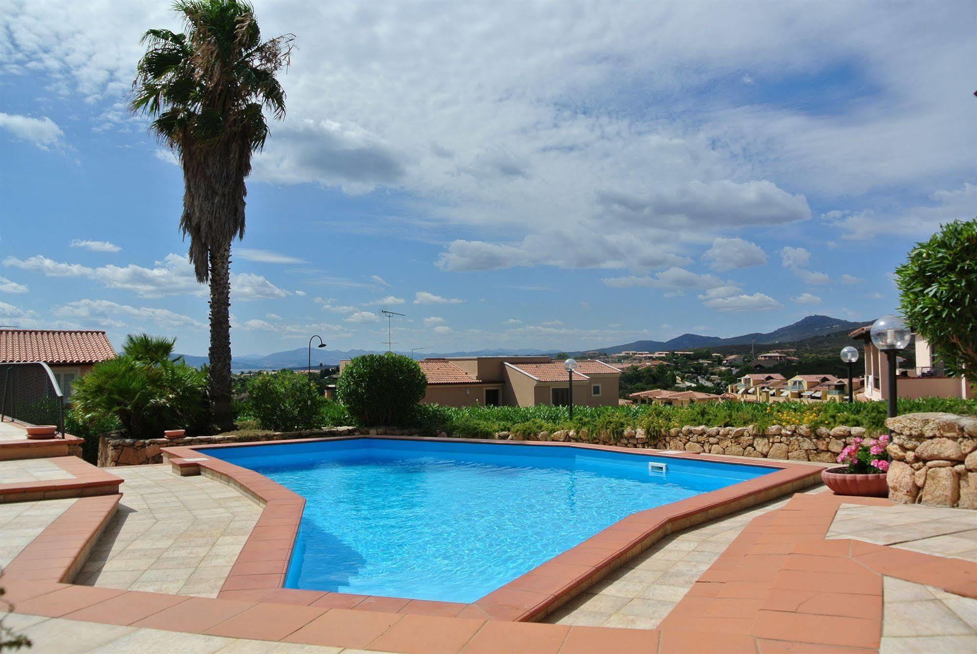 Sardinia Blu Residence Golfo Aranci Dış mekan fotoğraf